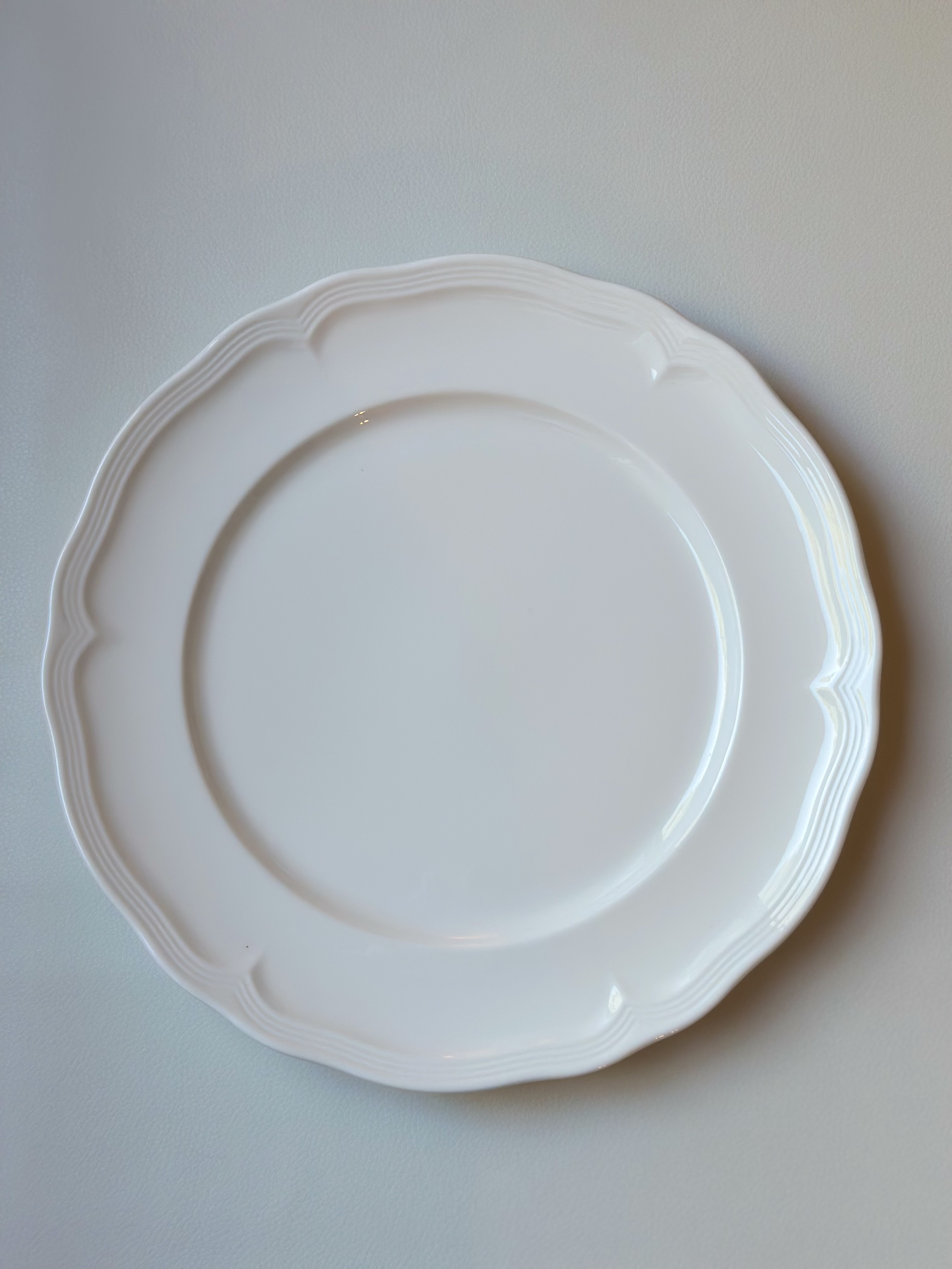 Scalloped Dinner Plate - Image 2